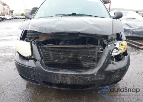 2006 Chrysler Town & Country Lx from USA, damaged, VIN 2A4GP44R26R742306
